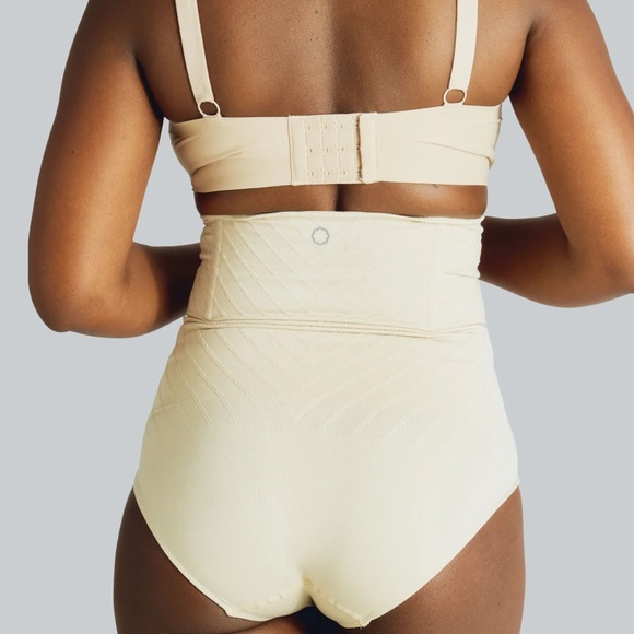 NWT Belly Bandit C-Section Underwear & Panties for Postpartum Recovery - Picture 2 of 7